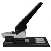 Cucitrice da tavolo Leone 136 alti spessori max 240fg